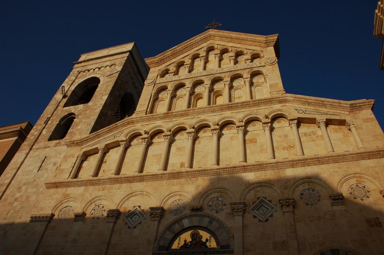 Hotel Al Duomo Di Cagliari Exterior foto